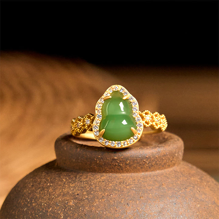 Anello regolabile in oro placcato rame con Buddha Stones, zucca vintage, calcedonio verde