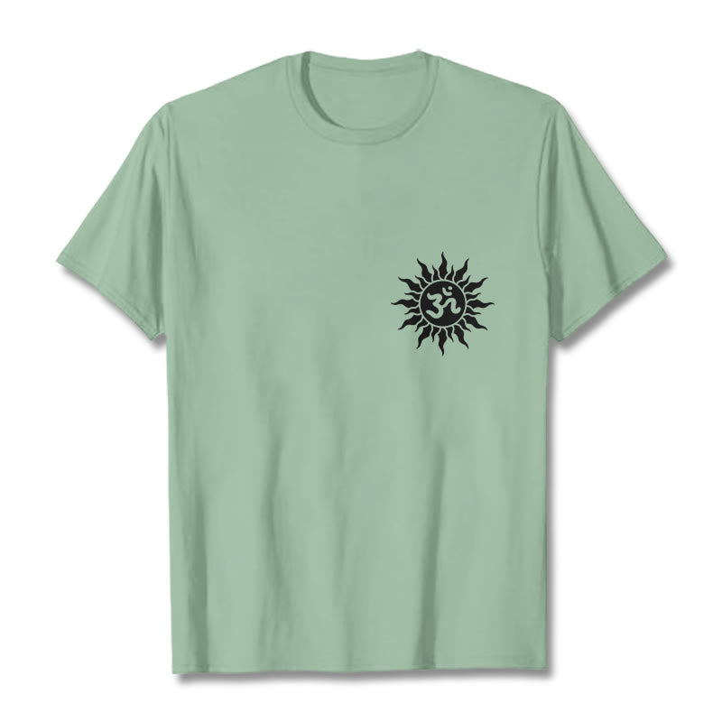 Maglietta con design del simbolo OM del sole Buddha Stones - Verde pallido - 2XL - image 18