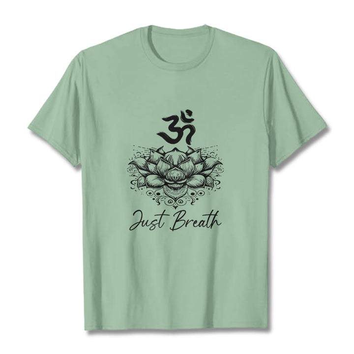 Maglietta casual in cotone con motivo a fiori di loto e simbolo Om di Buddha Stones - Verde pallido - 2XL - image 14