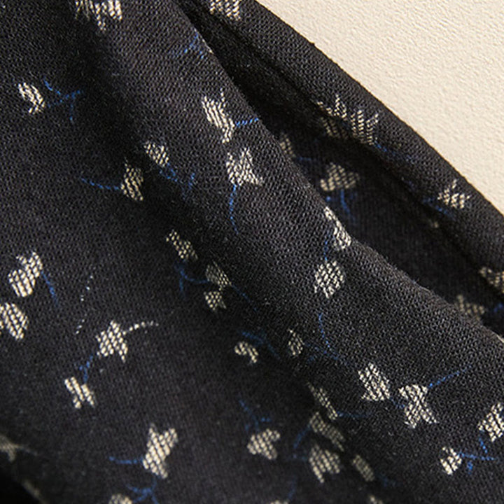 Abito midi in lino e cotone con maniche lunghe, tasche e bottoni con stampa Buddha Stones e revers in pizzo - image 6