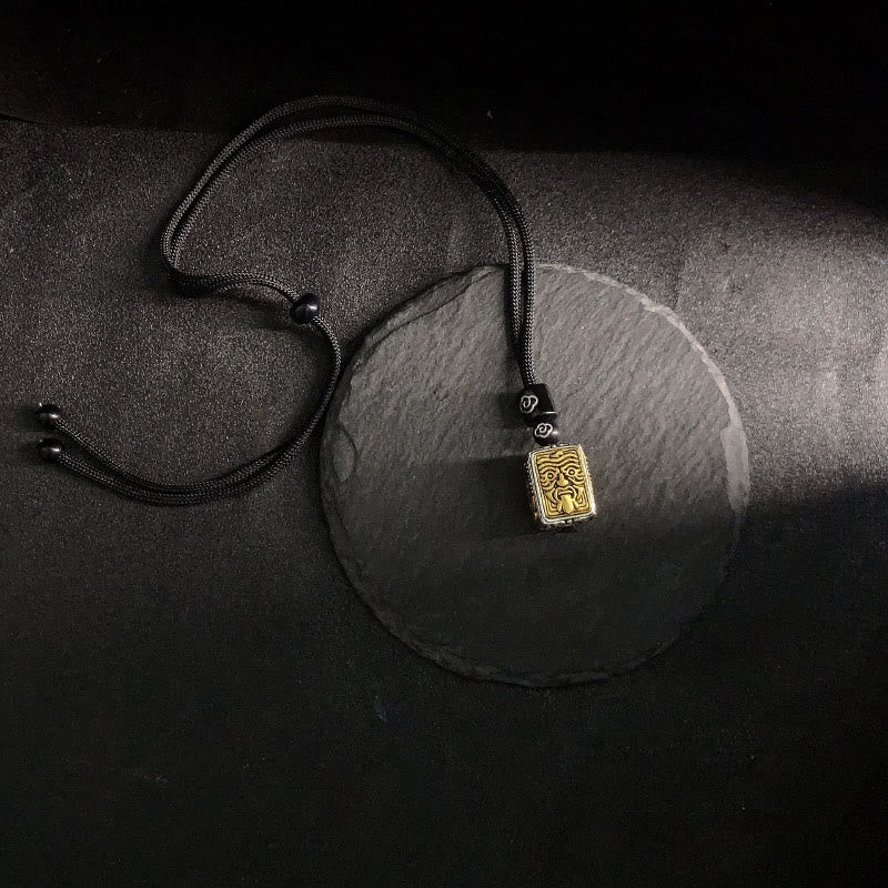 Collana con ciondolo quadrato in corda di protezione della dea della ricchezza, Buddha Stones Zakiram - image 2