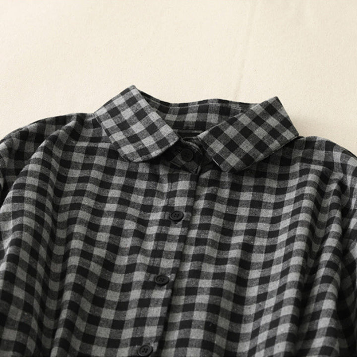 Abito midi in lino e cotone a maniche lunghe con tasche, motivo a quadri con revers e lacci neri Buddha Stones - image 2