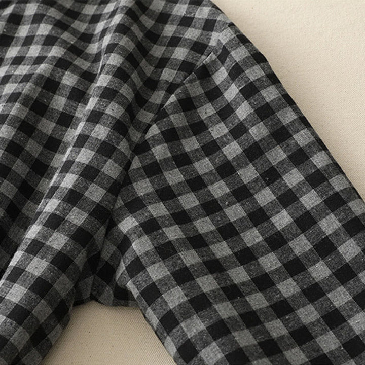 Abito midi in lino e cotone a maniche lunghe con tasche, motivo a quadri con revers e lacci neri Buddha Stones - image 8