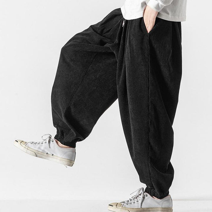 Pantaloni alla caviglia in velluto a coste con coulisse e tasche, casual e colorati, da uomo, modello Buddha Stones - image 13