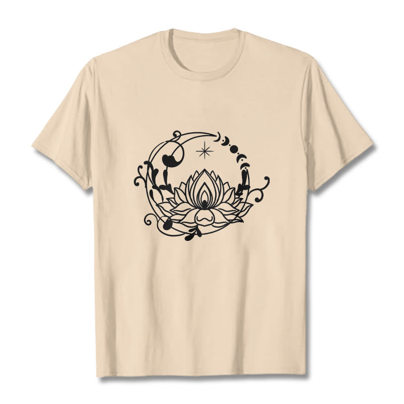 Maglietta in cotone con motivo a Buddha Stones, design semplice, fiore di loto, luna e viticci fluenti - Biscotto - 2XL - image 9
