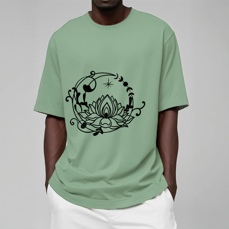 Maglietta in cotone con motivo a Buddha Stones, design semplice, fiore di loto, luna e viticci fluenti - image 16