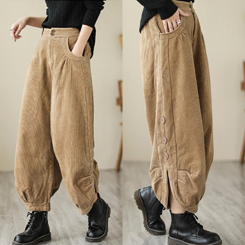 Pantaloni da donna in velluto a coste con tasche e bottoni decorativi, modello casual con Buddha Stones e apertura sulla gamba. - image 4