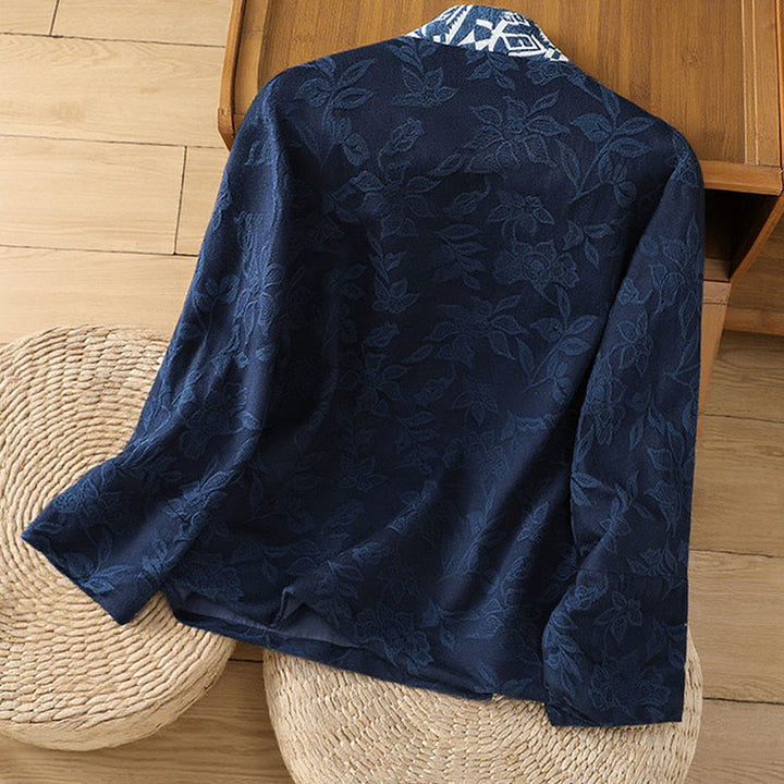 Camicia da donna in cotone e lino a maniche lunghe con bottoni a rana in Buddha Stones - image 5