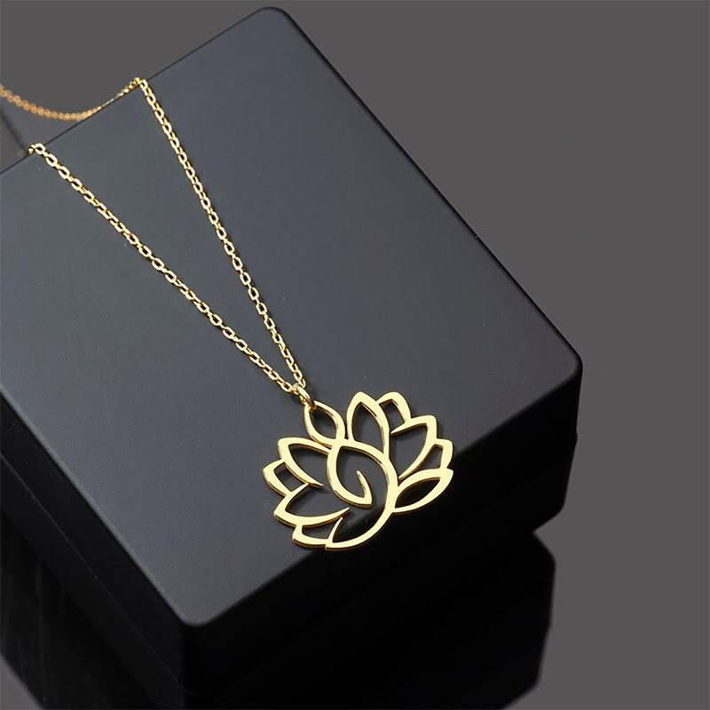 Collana con ciondolo dell'illuminazione in acciaio inossidabile con design a forma di loto cavo Buddha Stones - Oro - image 3