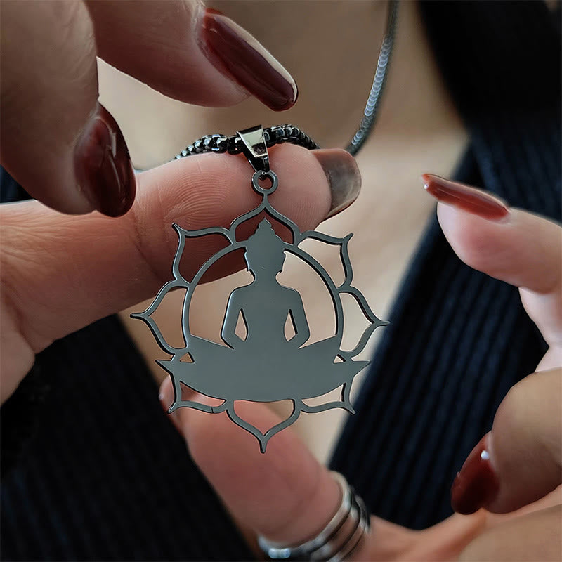 Collana con ciondolo dell'illuminazione in acciaio inossidabile con design vintage Buddha Stones Buddha seduto sul loto di Buddha - image 13