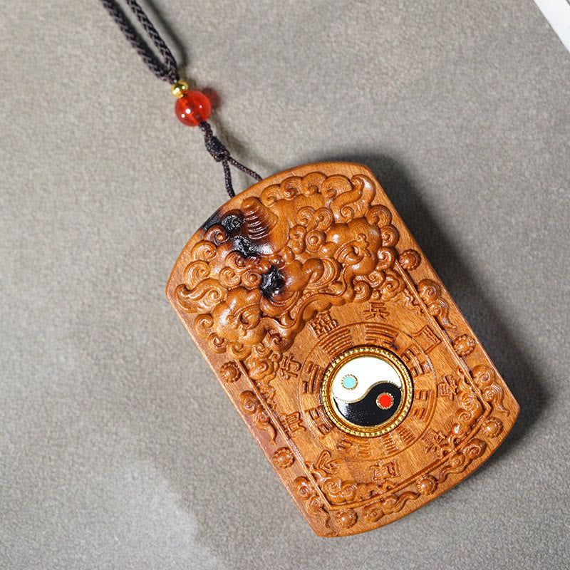 Collana con ciondolo di protezione Bagua Yin Yang del drago di legno di giuggiola colpito da un fulmine, Buddha Stones - image 2
