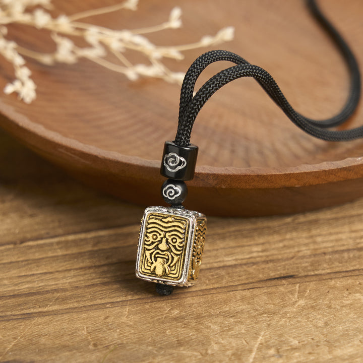 Collana con ciondolo quadrato in corda di protezione della dea della ricchezza, Buddha Stones Zakiram - Zakiram - image 1