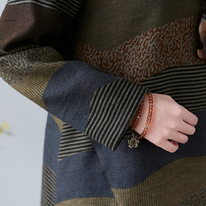 Abito midi in cotone e lino con maniche lunghe, stampa etnica con motivo a righe Buddha Stones, con tasche - image 25