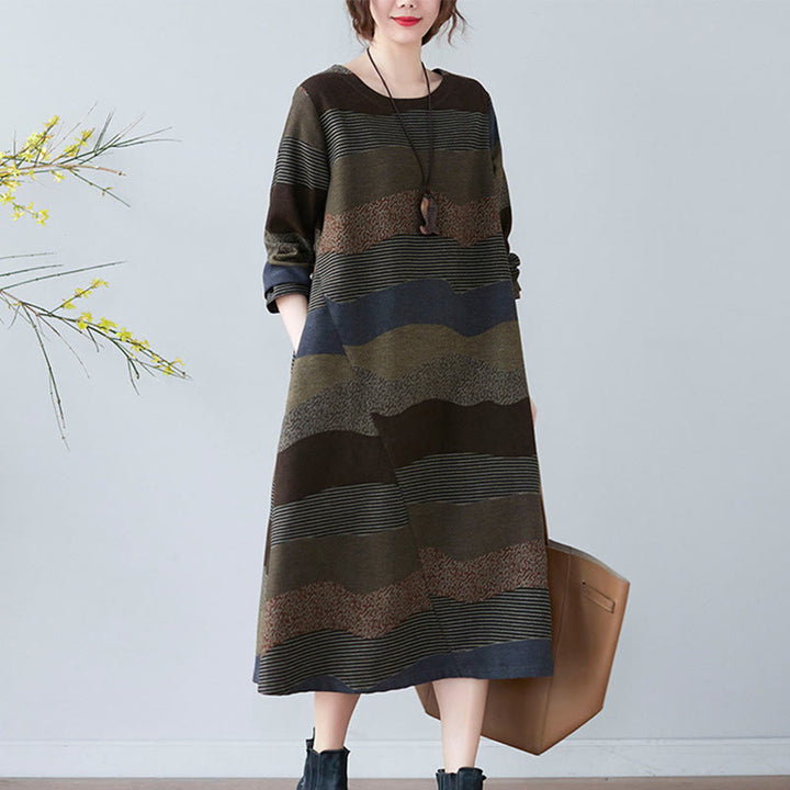 Abito midi in cotone e lino con maniche lunghe, stampa etnica con motivo a righe Buddha Stones, con tasche - image 22