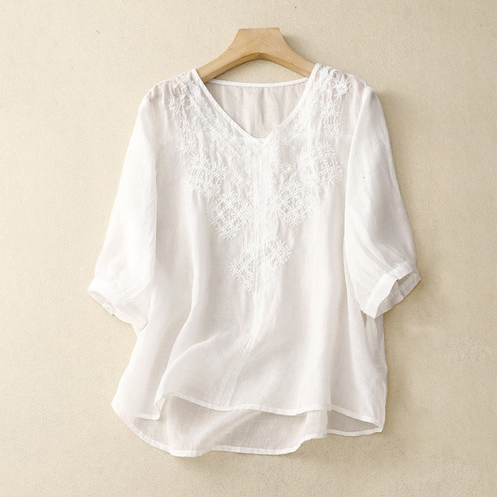 Camicia da donna a maniche corte con scollo a V e ricami a tema Buddha Stones. - Bianco - US12, UK/AU16, EU44 (2XL) - image 15