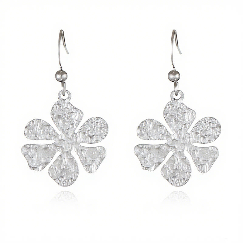 Orecchini eleganti con martelli in acciaio al titanio Buddha Stones - Forma di fiore argentato (montanti in acciaio al titanio) - image 4