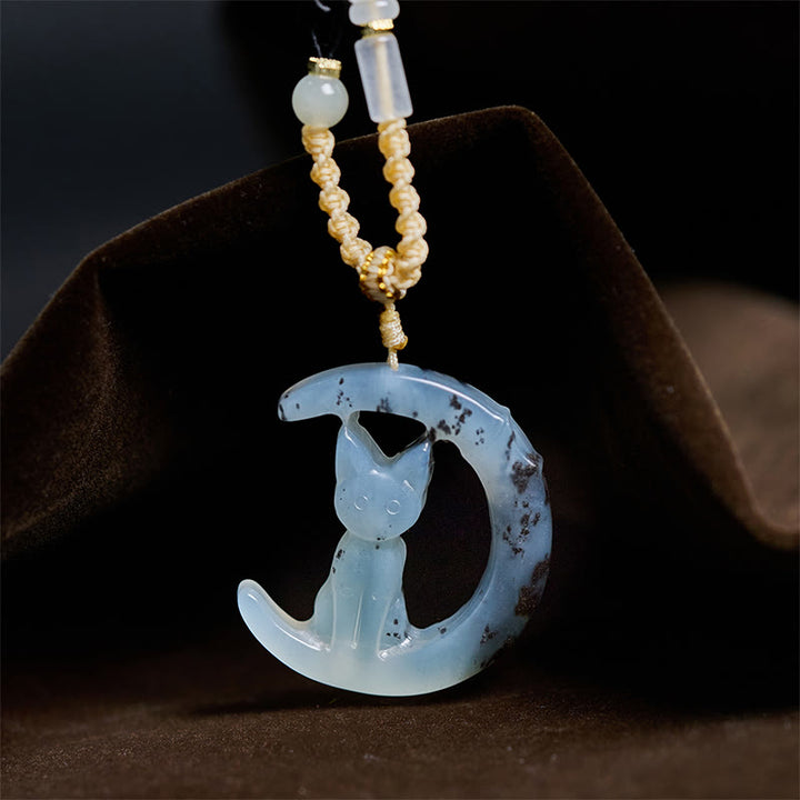 Collana Buddha Stones naturale Xiuyan con luna crescente e gatto in equilibrio - Ciondolo e corda - image 0