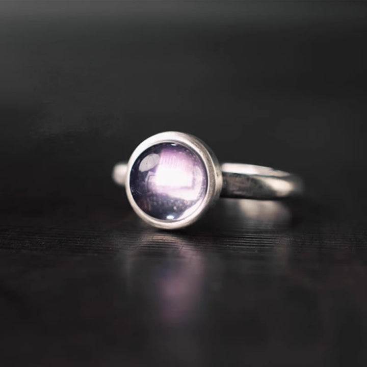 Anello regolabile con ametista naturale in argento sterling 925 Buddha Stones - Stile B (circa 9*9 mm) - image 0