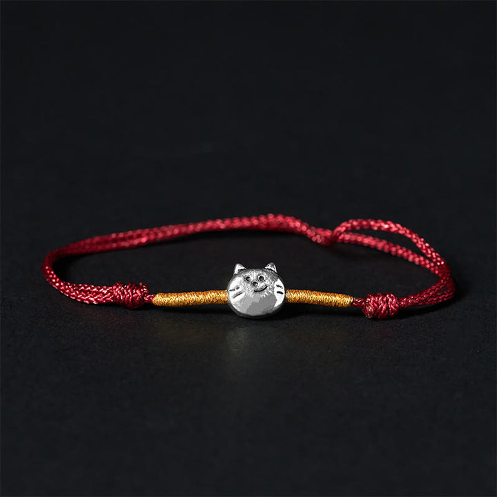 Bracciale intrecciato in corda rossa con simpatico gatto in argento sterling 925 Buddha Stones - Cordino rosso dorato (circonferenza polso 14-18 cm) - image 0