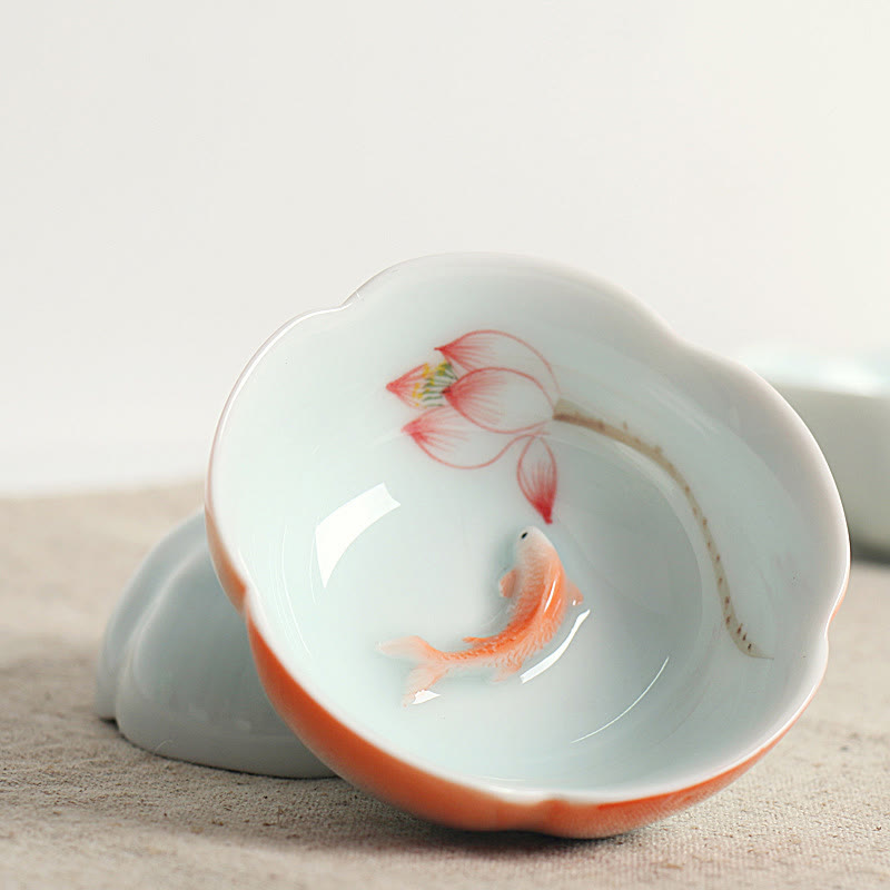 Tazza da tè Kung Fu con mano di loto e pesce koi in Buddha Stones - Pesce Koi rosso e loto rosso 8,8 cm * 3 cm * 3,5 cm - image 0