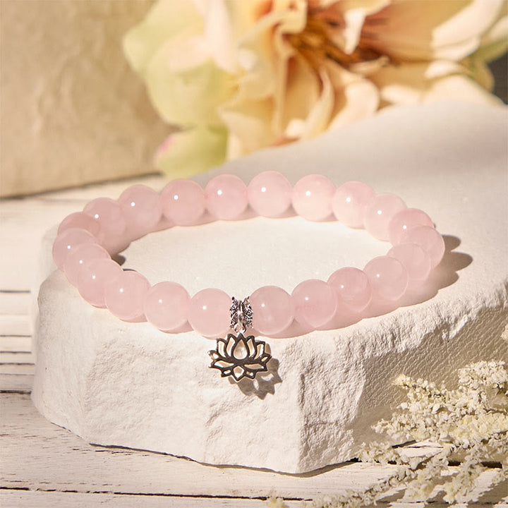Braccialetto rilassante in cristallo rosa naturale con design a loto in argento sterling 925 Buddha Stones - image 1