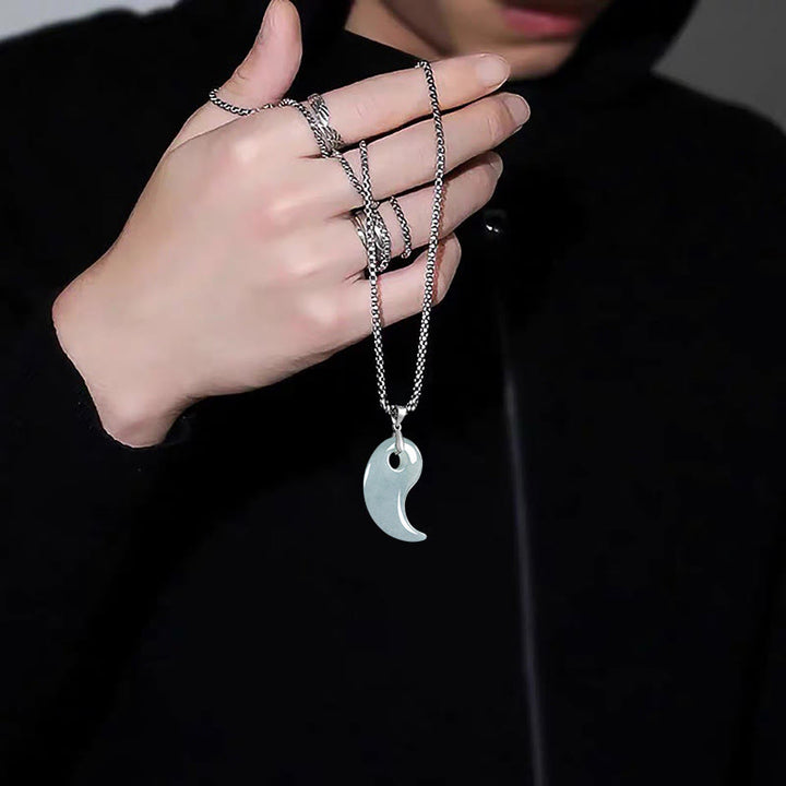 Collana con Buddha Stones portafortuna in argento sterling 925 con design a goccia, giada e catena in acciaio al titanio - image 9