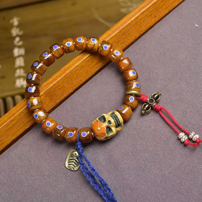 Bracciale con perline di osso tibetane Buddha Stones, il Signore della Foresta dei Cadaveri, che tiene lontani gli spiriti maligni - Cranio (circonferenza del polso: 16-17 cm) - image 0