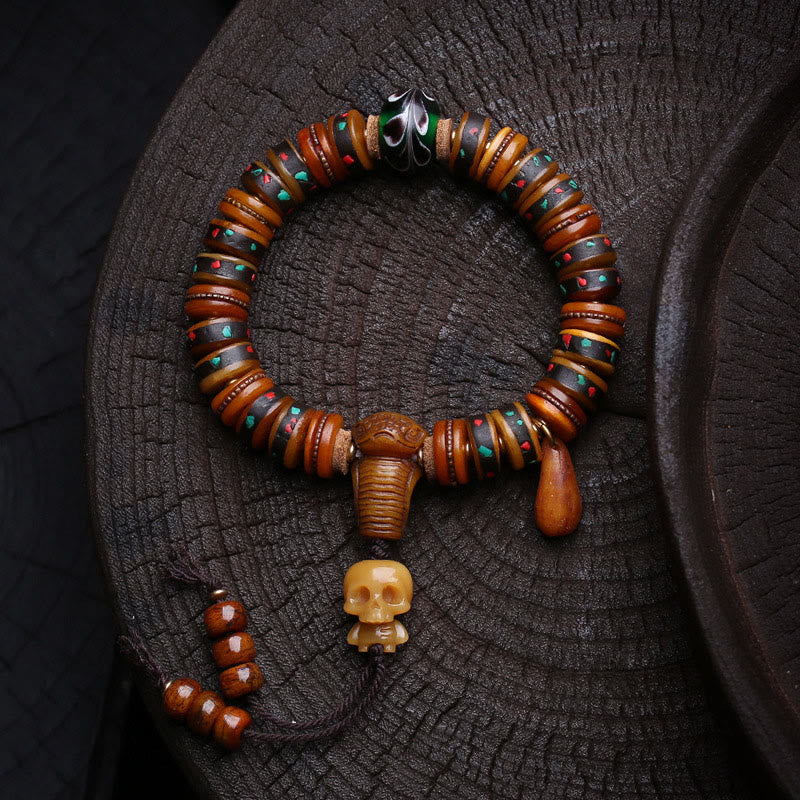 Buddha Stones, perle di osso tibetane, il Signore della Foresta dei Cadaveri, promemoria della nostra impermanenza, braccialetto - Ciondolo a forma di teschio (circonferenza del polso: 16-17 cm) - image 0