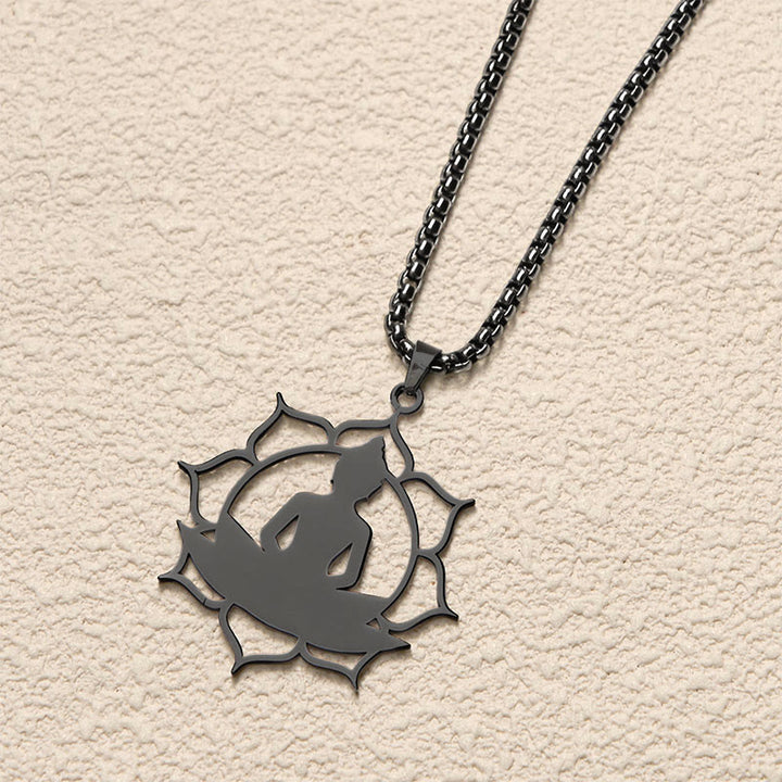 Collana con ciondolo dell'illuminazione in acciaio inossidabile con design vintage Buddha Stones Buddha seduto sul loto di Buddha - image 15