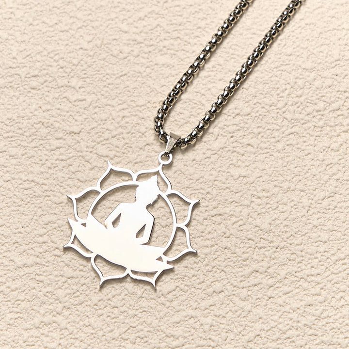Collana con ciondolo dell'illuminazione in acciaio inossidabile con design vintage Buddha Stones Buddha seduto sul loto di Buddha - image 9