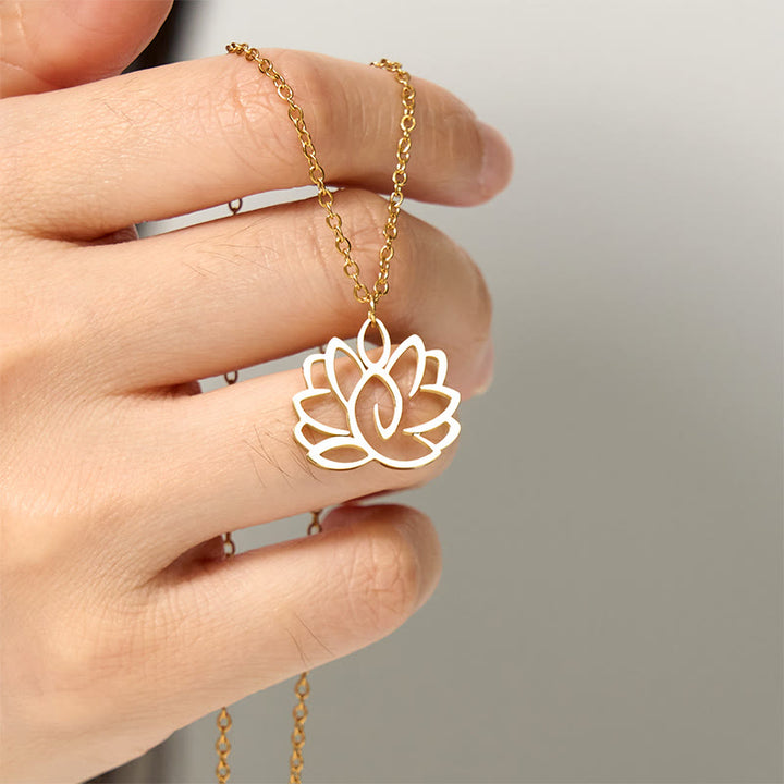 Collana con ciondolo dell'illuminazione in acciaio inossidabile con design a forma di loto cavo Buddha Stones - image 11