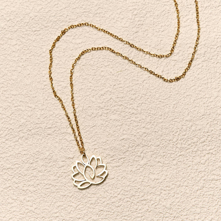 Collana con ciondolo dell'illuminazione in acciaio inossidabile con design a forma di loto cavo Buddha Stones - image 9