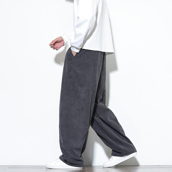 Pantaloni harem da uomo in puro velluto a coste con coulisse e tasche, con motivo Buddha Stones. - image 15