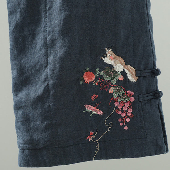 Pantaloni larghi da donna in cotone imbottito con bottoni a forma di rana ricamati con Buddha Stones e tasche - image 4