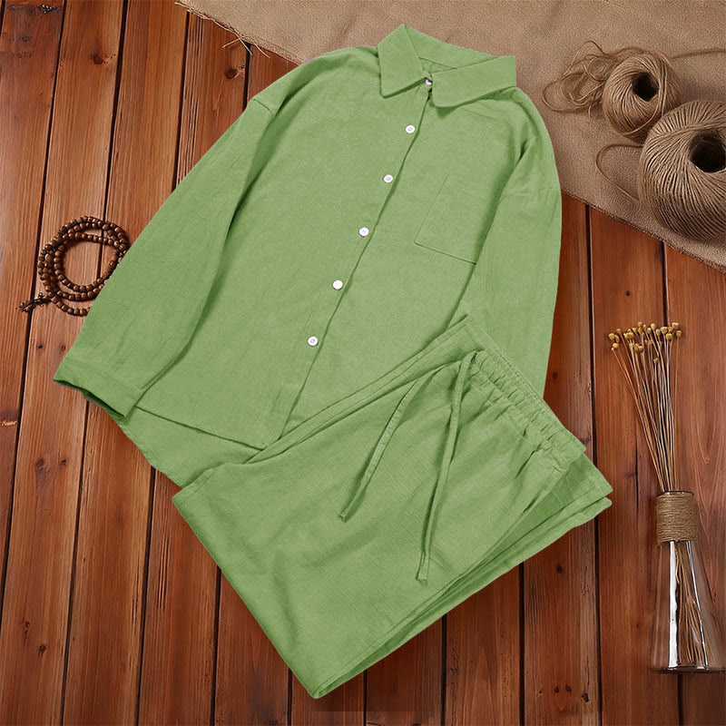 Completo da donna in cotone con stampa Buddha Stones, composto da 2 pezzi: maglia a maniche lunghe con tasche e pantaloni capri con coulisse, ideale per la meditazione. - image 1