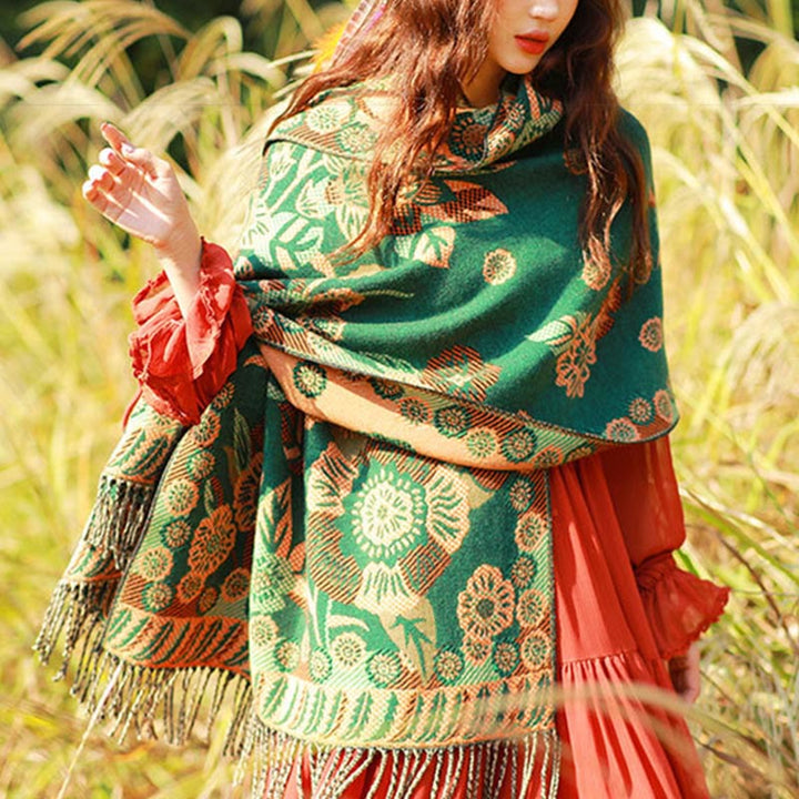 Sciarpa termica morbida con motivo etnico Buddha Stones jacquard e piante, motivo nappa, scialle - image 32