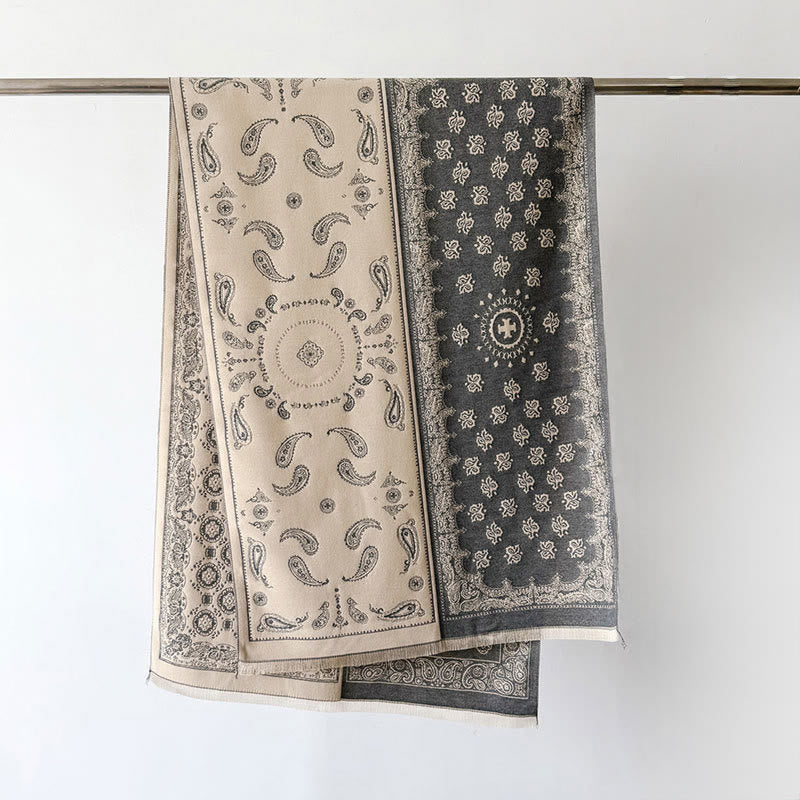 Sciarpa spessa e morbida, motivo patchwork geometrico con nappe Buddha Stones - Grigio - 186*66 cm - image 2