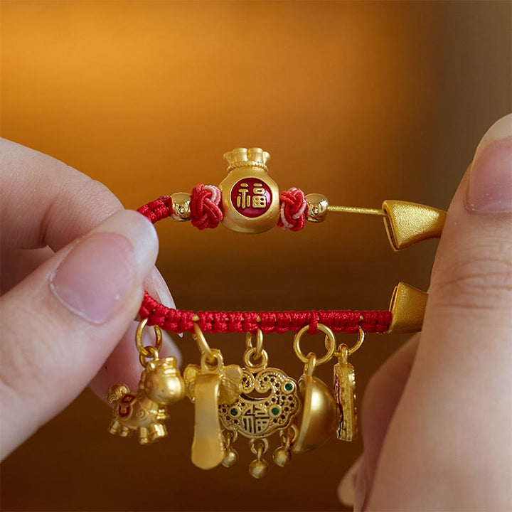Spilla portafortuna in ottone con manico Ruyi e ciondolo a forma di cavallo Buddha Stones, carattere Fu, attrae la fortuna - image 3