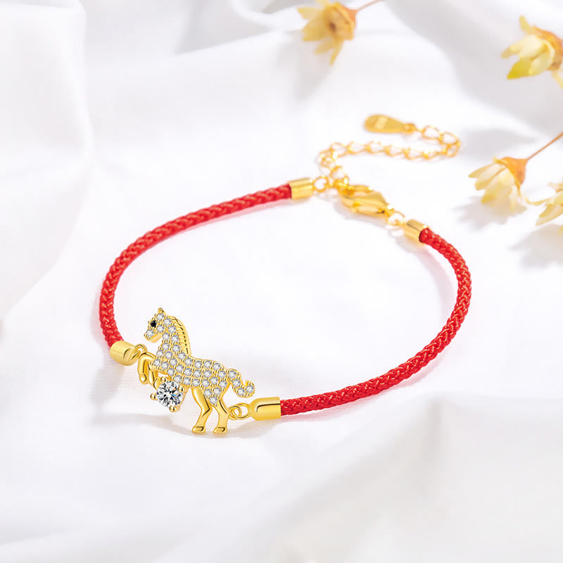 Bracciale regolabile in argento sterling 925 con cordino rosso dorato "Anno del cavallo" di Buddha Stones - image 1