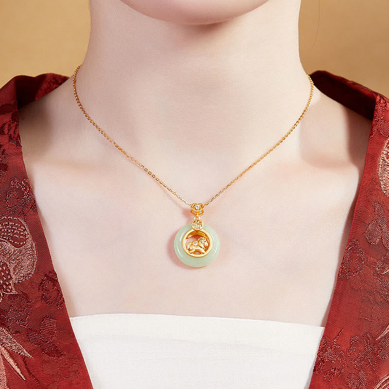 Collana con ciondolo in argento sterling 925 con fibbia della pace e giada Hetian dell'anno del cavallo, motivo Buddha Stones - image 10