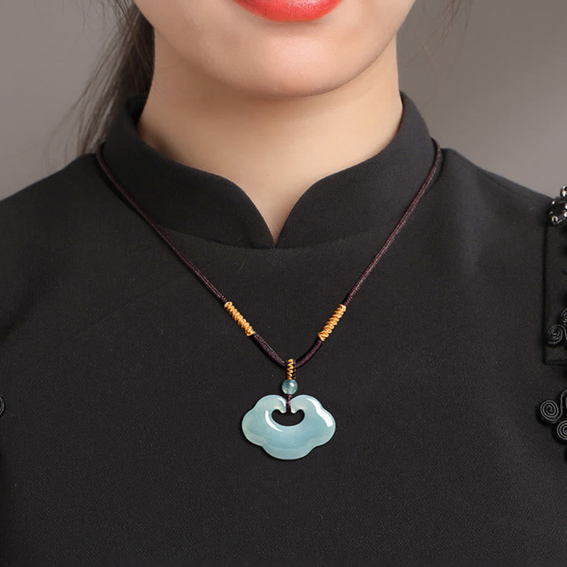Collana con ciondolo a corda in giada Ruyi di buon auspicio e portafortuna Buddha Stones - image 4