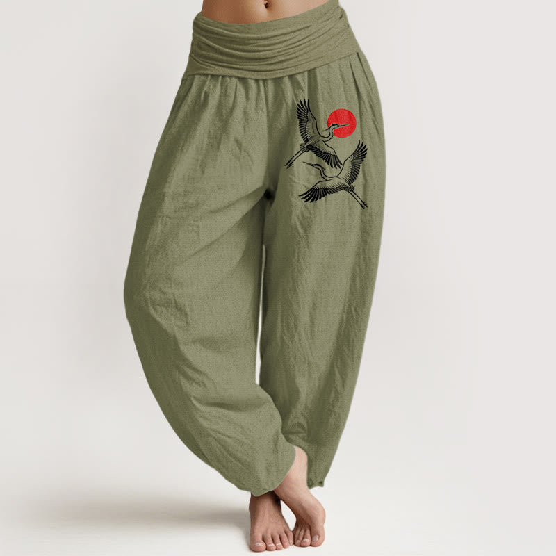 Pantaloni harem in puro cotone con elastico in vita e motivo a gru rosse e pietre Buddha Stones - Verde oliva - US22, UK/AU26, EU54 (6XL) - image 14