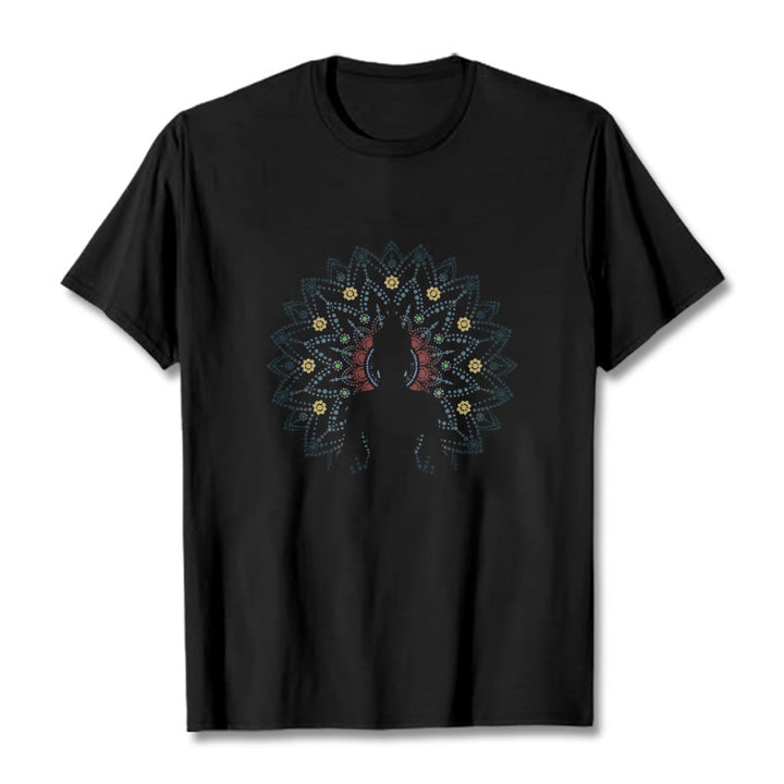 Maglietta con motivo Buddha Stones Mandala Flower Sereno Buddha seduto - Nero - 2XL - image 6