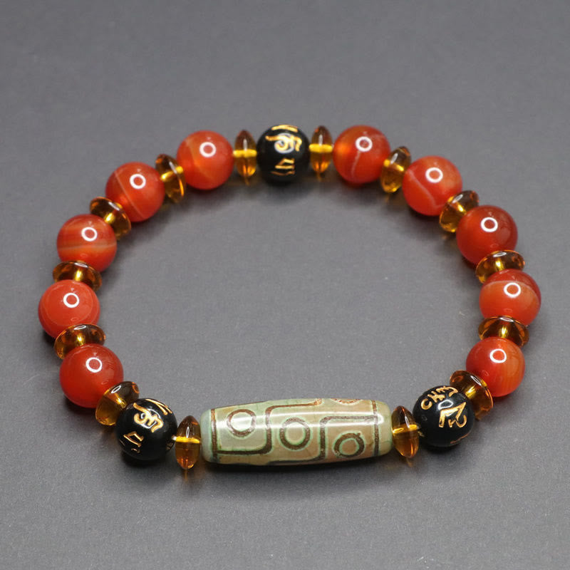 Braccialetto Buddha Stones con perline Dzi a nove occhi in agata rossa e sei parole vere - Perlina Dzi a nove occhi in agata rossa (circonferenza polso 16-17 cm) - image 0