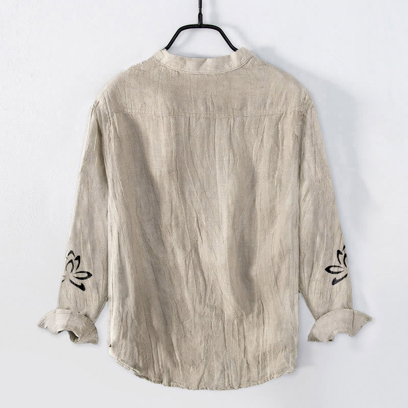 Camicia da uomo in cotone e lino a maniche lunghe con stampa del simbolo del loto Om e bottoni mezzi Buddha Stones - image 4