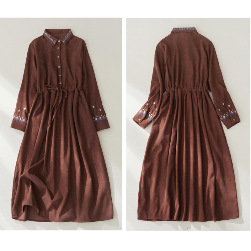 Abito midi a maniche lunghe con tasche, motivo floreale ricamato con Buddha Stones e lacci - image 7