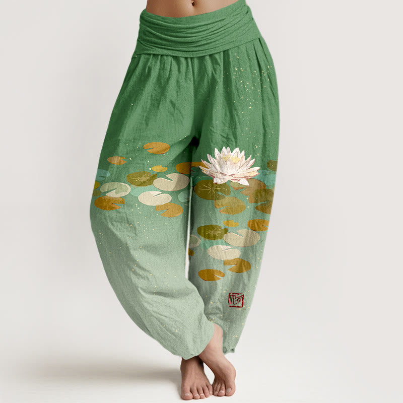 Pantaloni harem da donna in puro cotone con elastico in vita e motivo a foglie di loto bianco stampato Buddha Stones - Verdemare medio - US16, UK/AU20, EU48 (3XL) - image 0