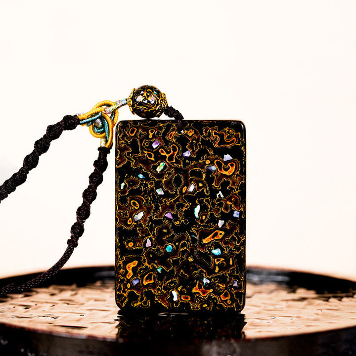 Collana con ciondolo di protezione in legno di sandalo laccato Buddha Stones realizzate a mano - image 13