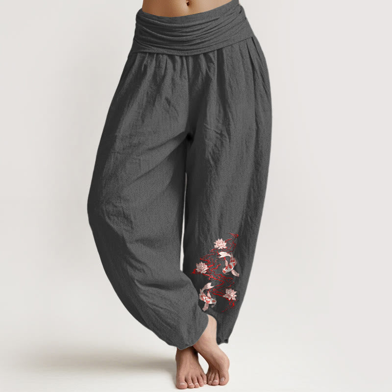 Buddha Stones Pantaloni harem da donna in puro cotone con motivo a fiori di loto e carpe koi - Grigio tenue - US16, UK/AU20, EU48 (3XL) - image 8