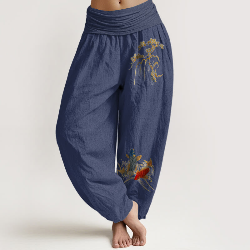 Pantaloni harem da donna con elastico in vita, in puro cotone, con motivo a pesci koi e albero di pino Buddha Stones - Blu ardesia scuro - US16, UK/AU20, EU48 (3XL) - image 5